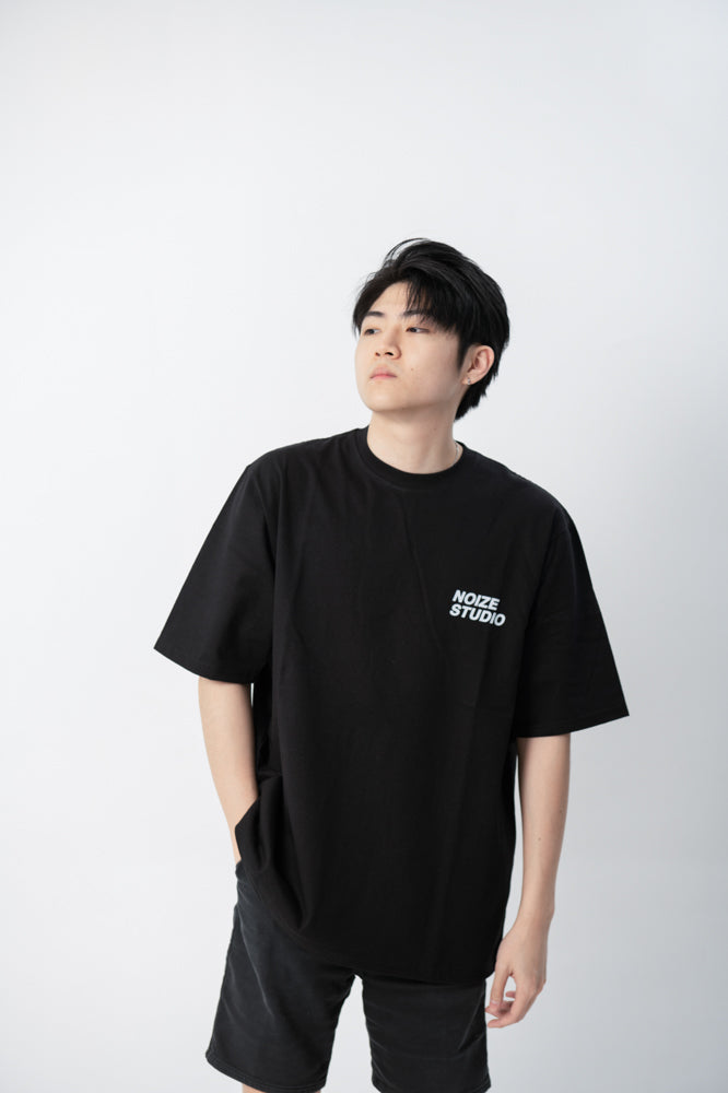 NOIZE STUDIO Signature Block PUFF  - Oversized Tee 16S (black)