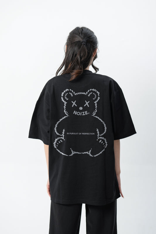 NOIZE STUDIO Distressed Ted REFLECTIVE  - Oversized Tee 16S (black)