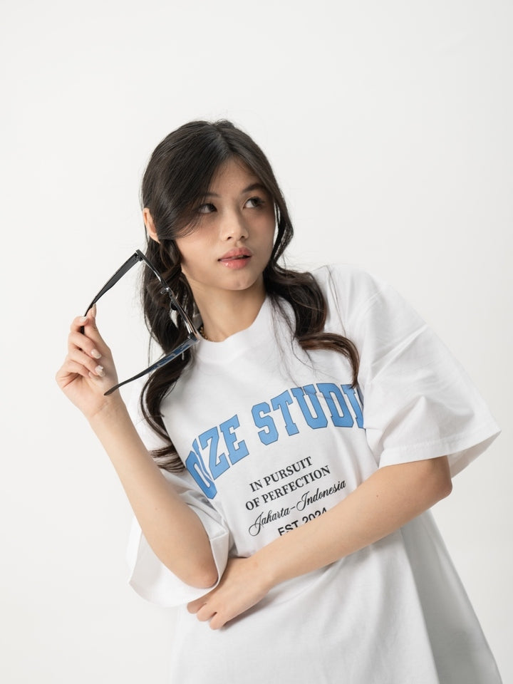 NOIZE STUDIO Signature  Blue - Oversized Tshirt 16S (white)